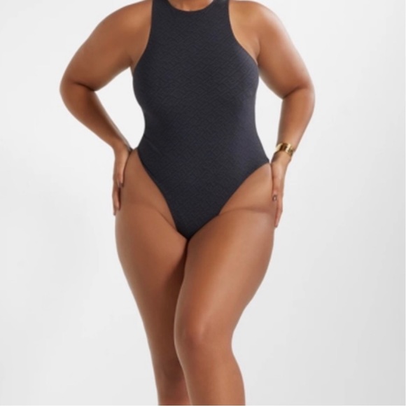 Skims Fendi collab bodysuit - Picture 2 of 7